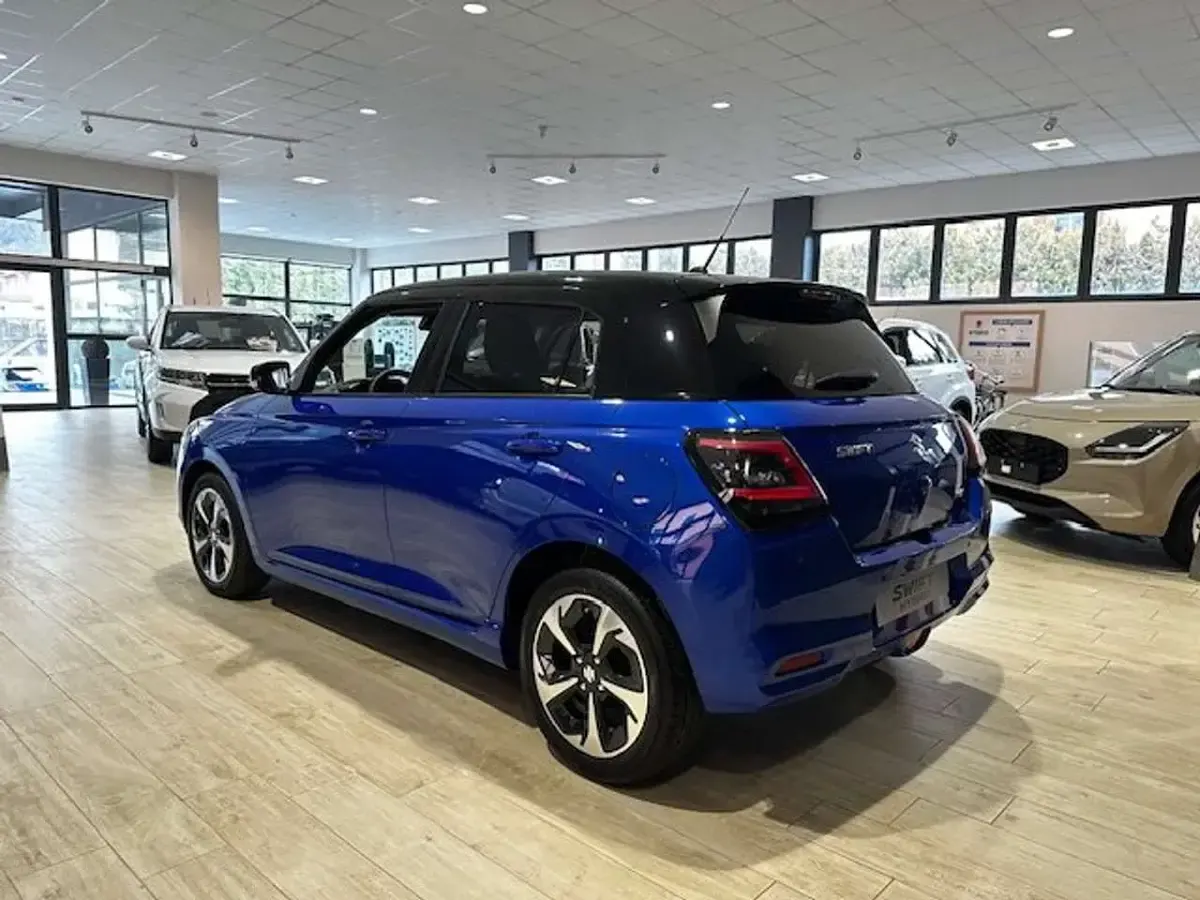 Nuova Suzuki Swift 83 CV (61 kW) 2026 Blu/azzurro Utilitaria