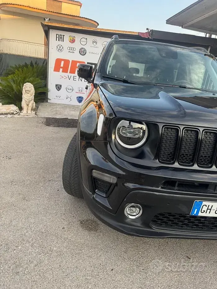 Usata Jeep Renegade Limited 120 CV (88 kW) 2021 Nero SUV