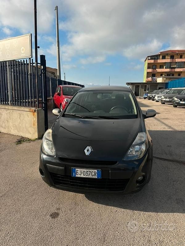 Usata Renault Clio II 2011 Nero Berlina