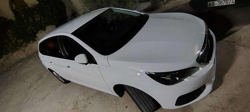 Usata Peugeot 308 Business-Line 102 CV (75 kW) 2020 Bianco Station wagon