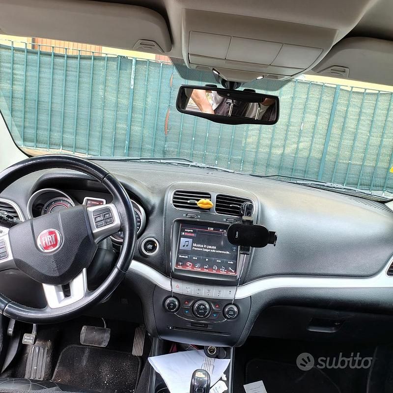 Usata Fiat Freemont 170 CV (125 kW) 2015 Bianco SUV