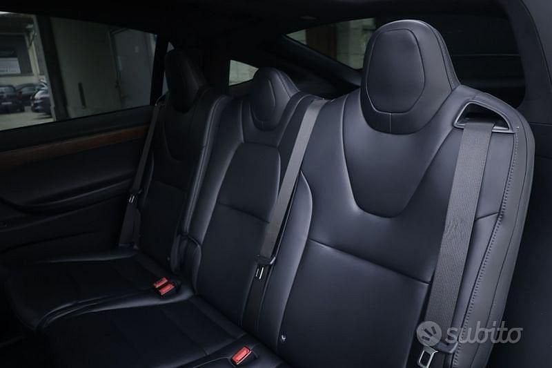 Usata Tesla Model X Long Range AWD 177 kW (241 CV) 2019 Grigio scuro SUV