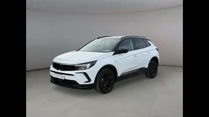 Usata Opel Grandland X GS Line 131 CV (96 kW) 2022 SUV