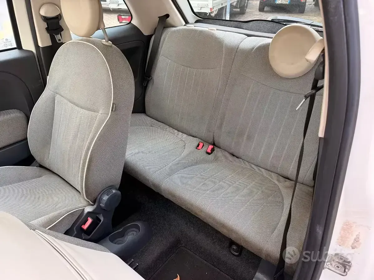Usata Fiat 500 Lounge 69 CV (50 kW) 2008 Bianco Utilitaria