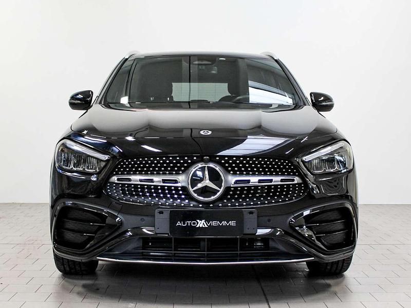 Usata Mercedes GLA200 AMG Line Premium 163 CV (119 kW) 2024 Nero SUV