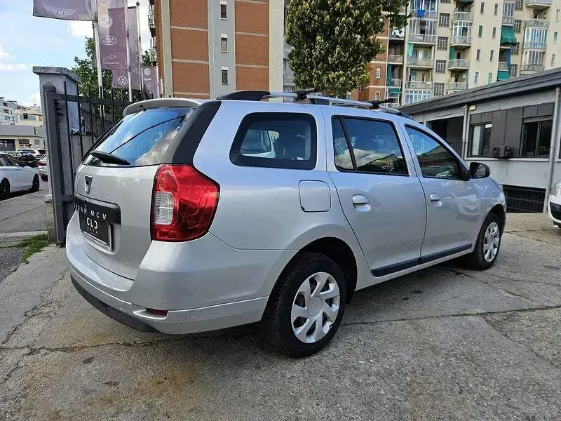 Usata Dacia Logan Lauréate 75 CV (55 kW) 2014 Grigio Station wagon