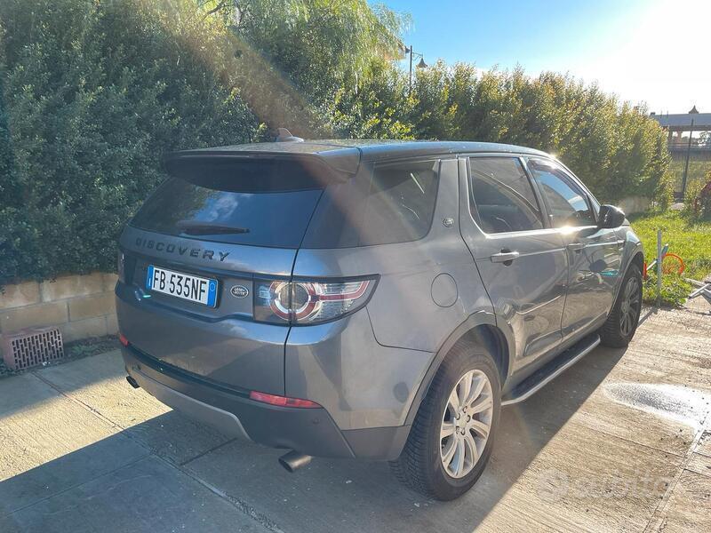 Usato 2015 Land Rover Discovery Sport 2.0 Diesel 179 CV (17.500 €)
