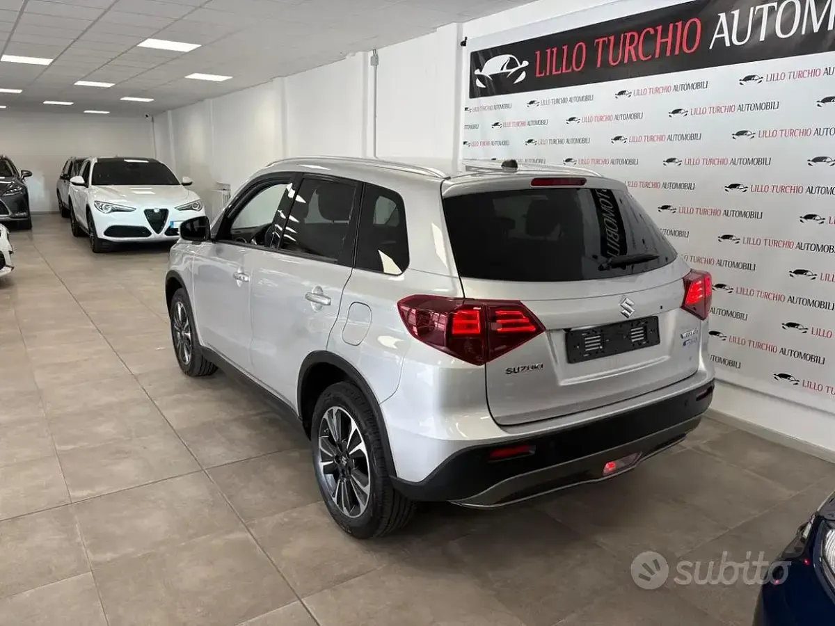Usata Suzuki Vitara 129 CV (94 kW) 2023 Grigio SUV