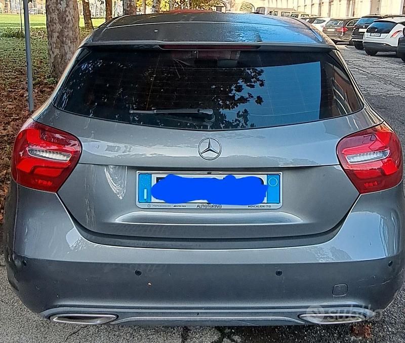 Usata Mercedes A180 2016 Grigio Berlina