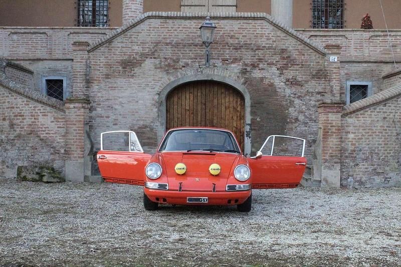 Usata Porsche 911 125 CV (91 kW) 1970 Arancione Coupé