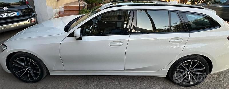 Usata BMW 320e Advantage 190 CV (139 kW) 2021 Bianco Station wagon