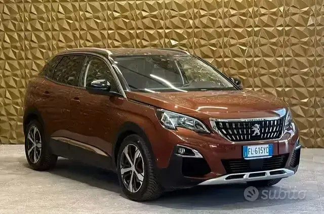 Usata Peugeot 3008 Allure 131 CV (96 kW) 2017 Marrone SUV