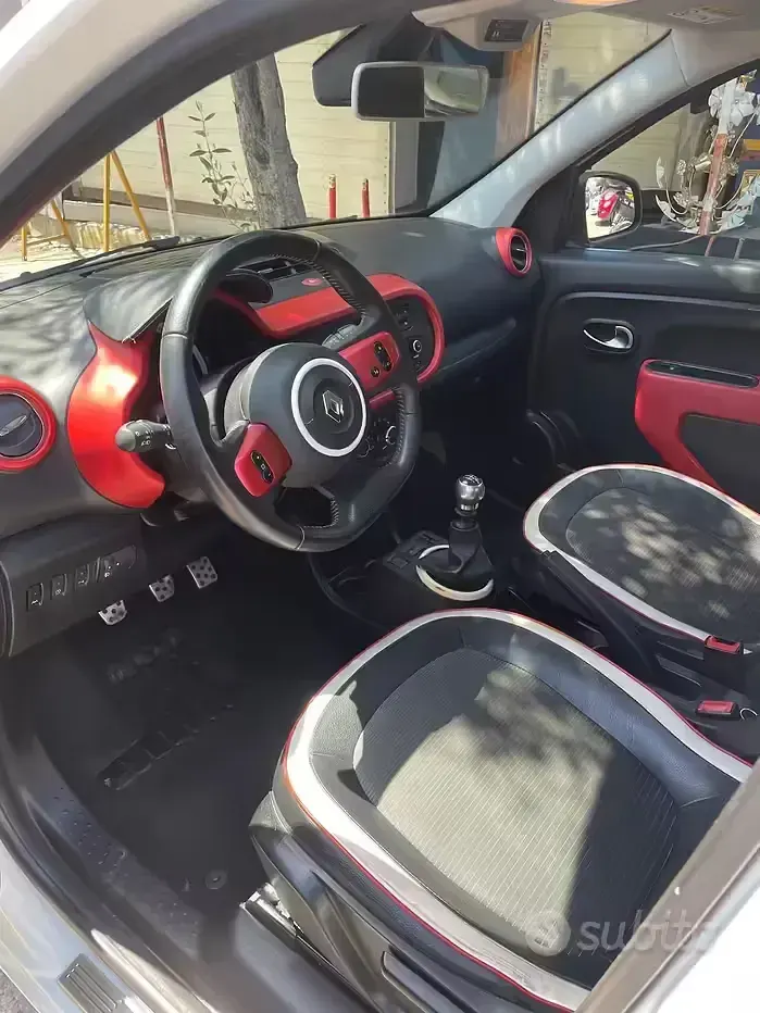 Usata Renault Twingo 69 CV (50 kW) 2015 Bianco Utilitaria