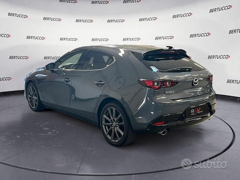 Usata Mazda 3 150 CV (110 kW) 2022 Grigio Berlina