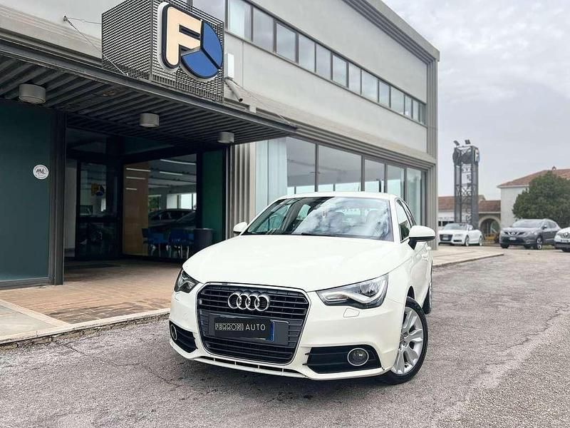 Usata Audi A1 Sportback Admired 90 CV (66 kW) 2013 Utilitaria