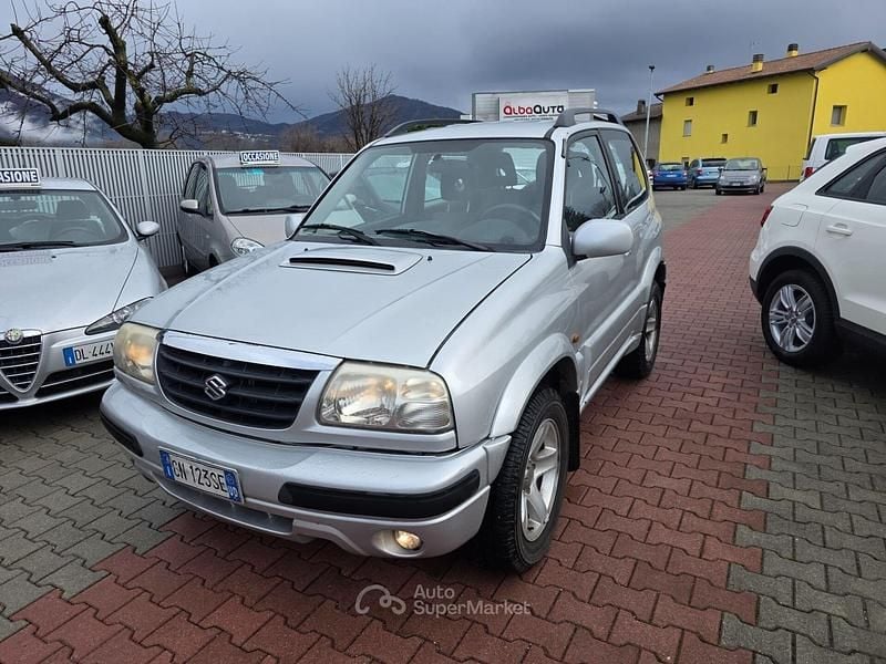 Grigio Usata 2004 Suzuki Grand Vitara SUV | 3900 € (Ottimo prezzo) - Immagine 1/4