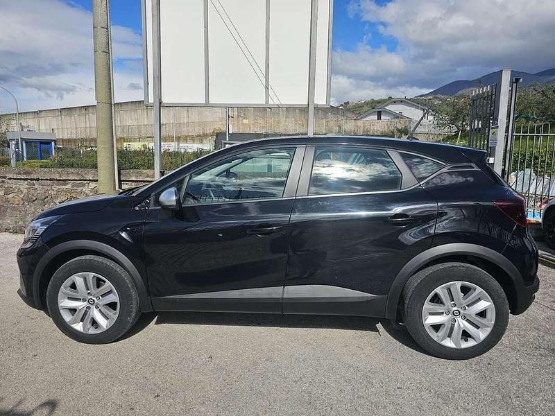 Käytetty Renault Captur Business 101 HP (74 kW) 2020 Katumaasturi