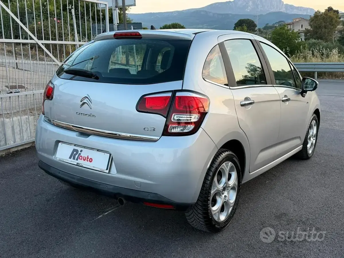 Usata Citroën C3 Exclusive 68 CV (50 kW) 2014 Grigio Berlina