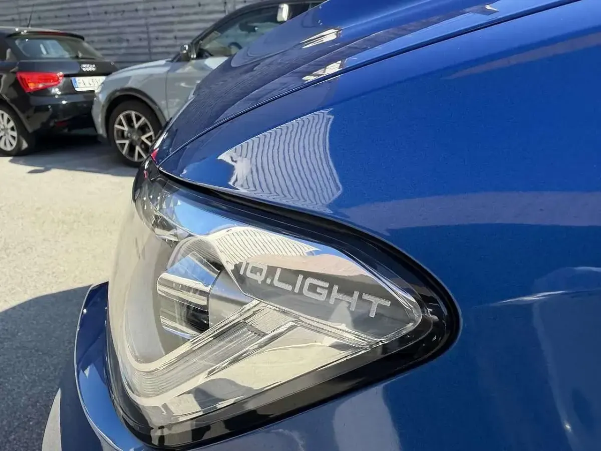 Usata VW T-Roc Style 110 CV (80 kW) 2023 Blu/azzurro SUV
