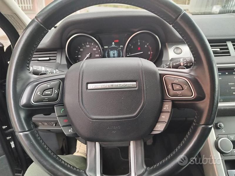 Usata Land Rover Range Rover evoque 2017 Nero SUV