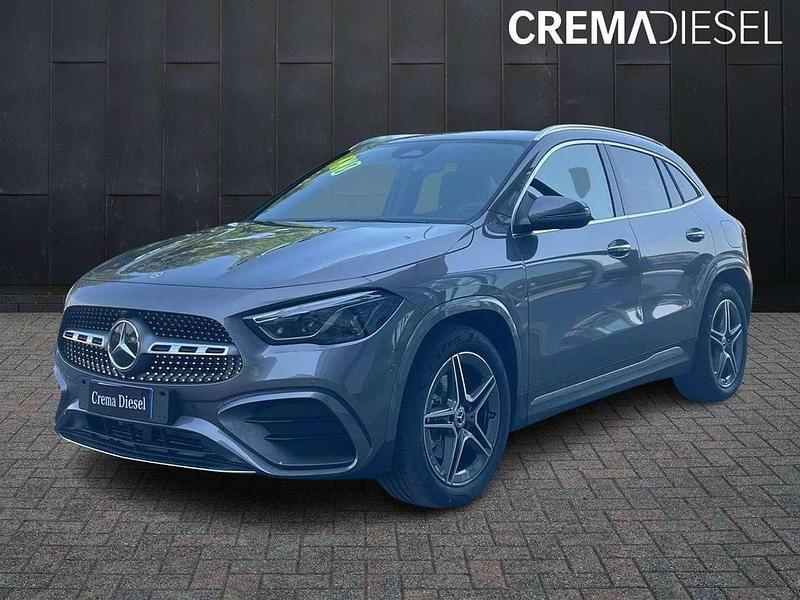 Grigio Nuova 2025 Mercedes GLA200 Advanced Plus SUV | 45.000 € (Buon prezzo) - Immagine 1/4