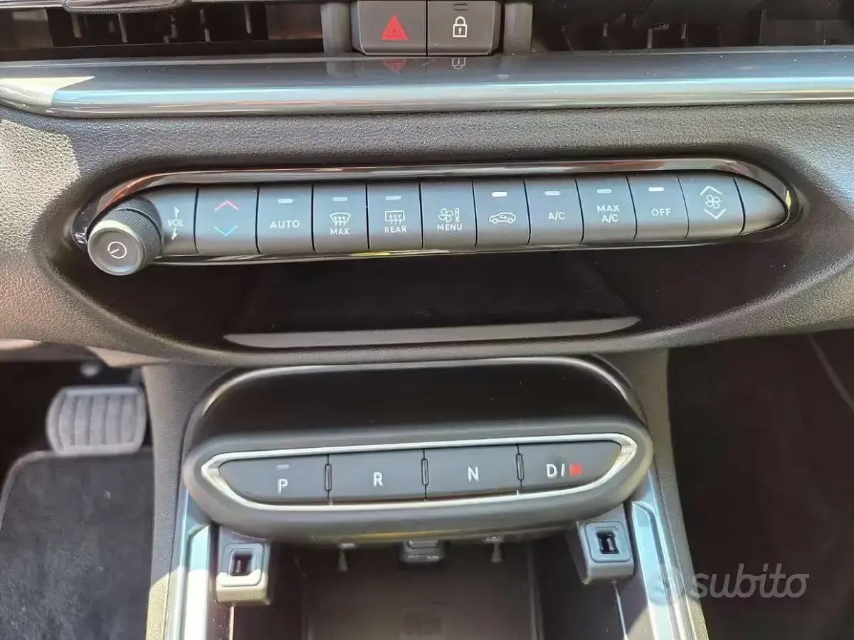 Usata Fiat 600 La Prima 136 CV (100 kW) 2025 Verde SUV