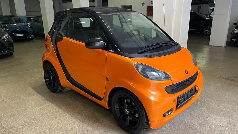 Usata Smart ForTwo Cabrio Passion 84 CV (61 kW) 2011 Arancione Cabrio