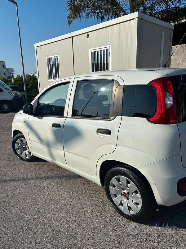 Usata Fiat Panda 75 CV (55 kW) 2013 Bianco Utilitaria