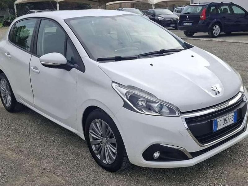 Usata Peugeot 208 Allure 82 CV (60 kW) 2017 Bianco Utilitaria
