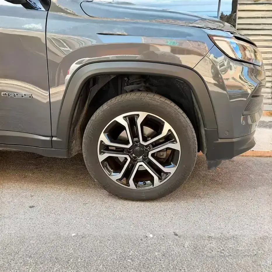 Usata Jeep Compass 131 CV (96 kW) 2024 Grigio SUV