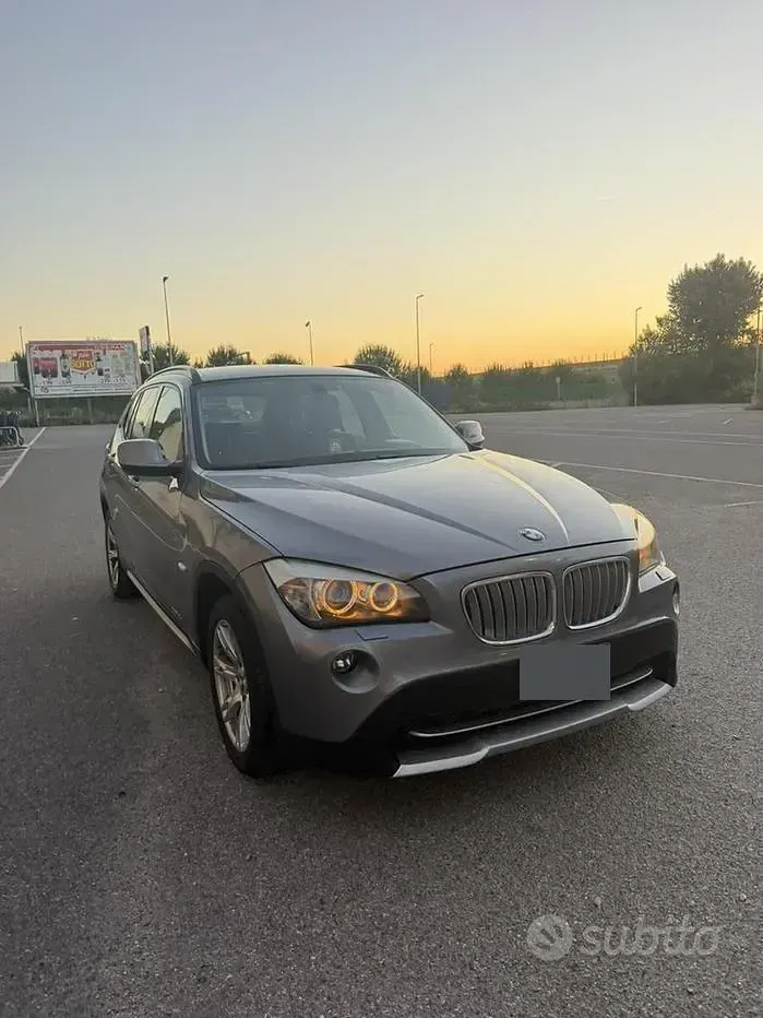 Usata BMW X1 Efficient Dynamics 143 CV (105 kW) 2012 Grigio SUV