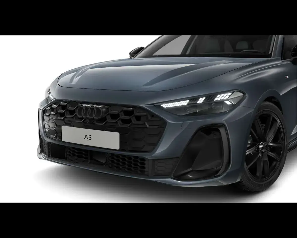 Nuova Audi A5 S-Line 204 CV (150 kW) 2026 Blu orizzonte metallizzato Station wagon