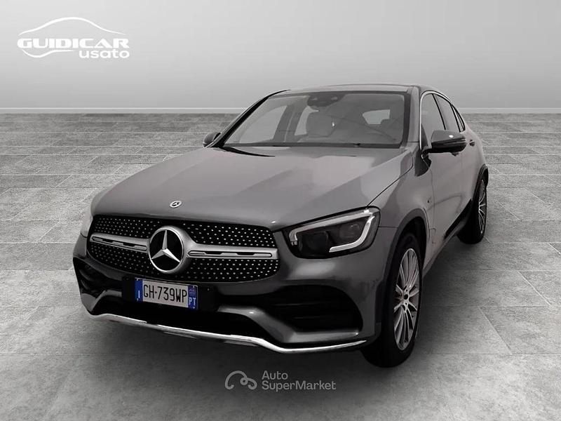 Usata Mercedes GLC300e Premium Plus 306 CV (225 kW) 2022 Grigio mettalizato Coupé