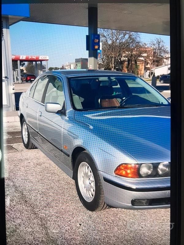 Usata BMW 520 150 CV (110 kW) 1998 Grigio Berlina