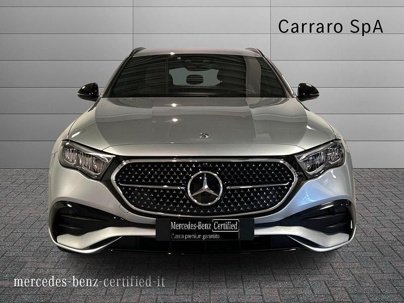 Usata Mercedes 300 Advanced 197 CV (144 kW) 2024 Argento metallizzato Station wagon
