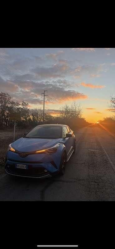 Usata Toyota C-HR Style 98 CV (72 kW) 2018 SUV