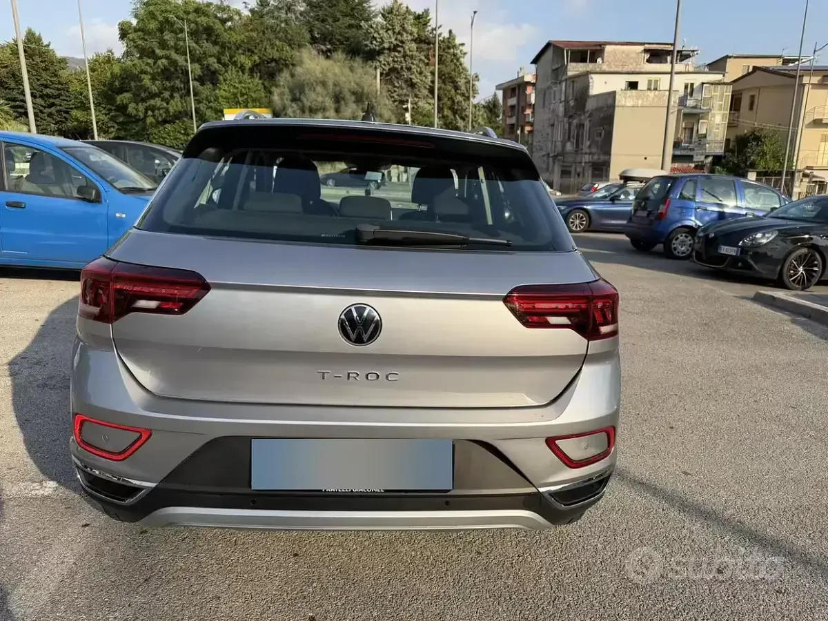 Usata VW T-Roc 116 CV (85 kW) 2022 Grigio SUV