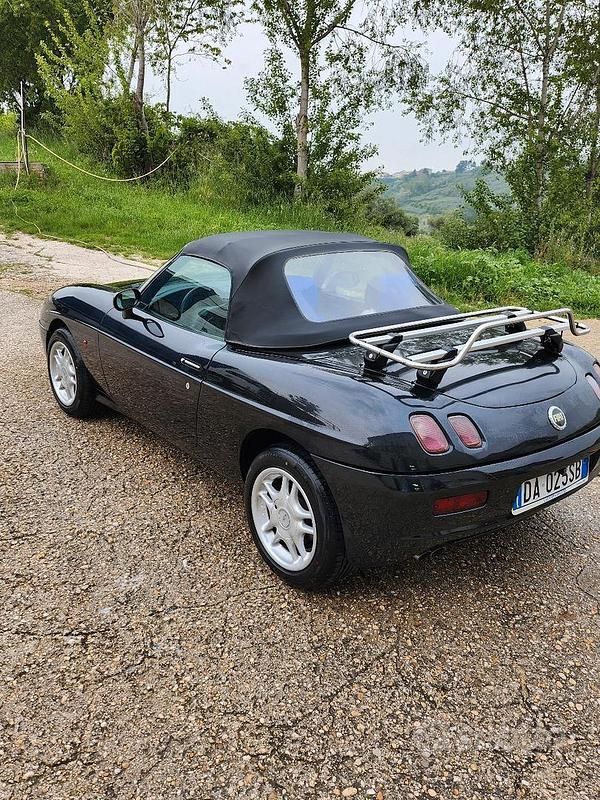 Usata Fiat Barchetta 131 CV (96 kW) 1995 Nero Cabrio