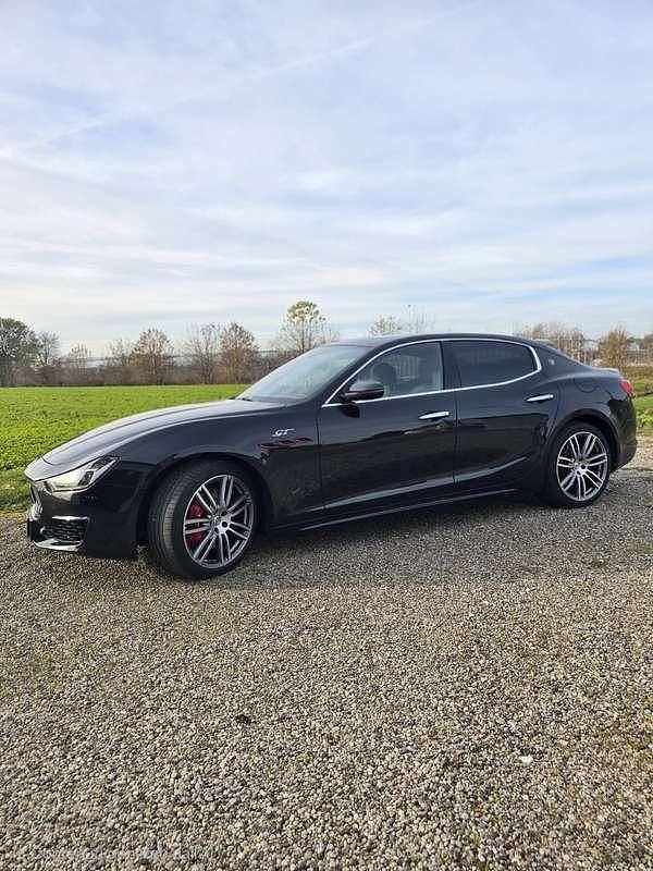 Usata Maserati Ghibli GT 330 CV (242 kW) 2022 Nero Berlina
