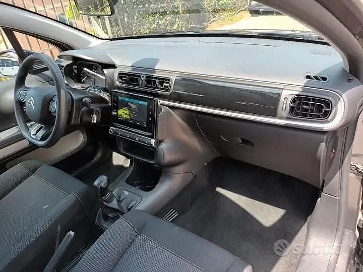 Usata Citroën C3 PureTech 83 CV (61 kW) 2024 Grigio Berlina