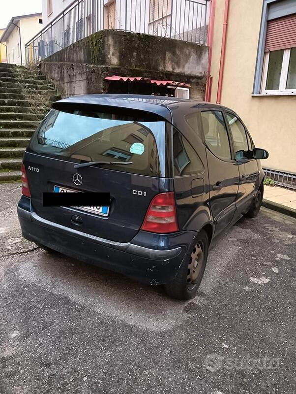 Usato 2002 Mercedes A170 Diesel (400 €)