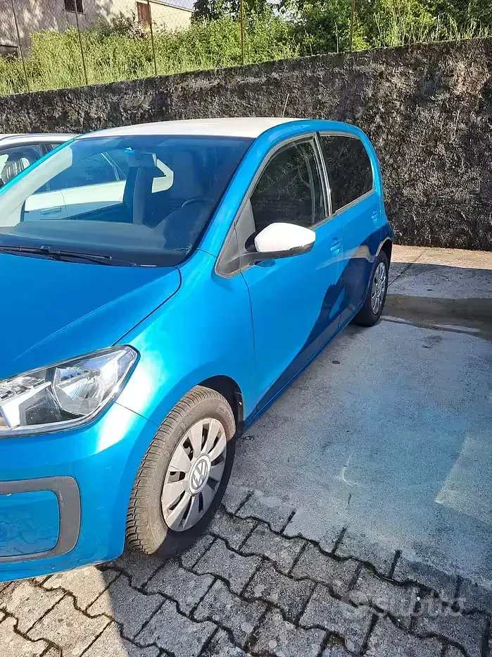 Usata VW up! 68 CV (50 kW) 2020 Bluazzurro Utilitaria