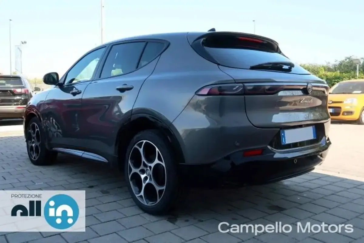 Usata Alfa Romeo Tonale Veloce 159 CV (116 kW) 2025 Grigio SUV