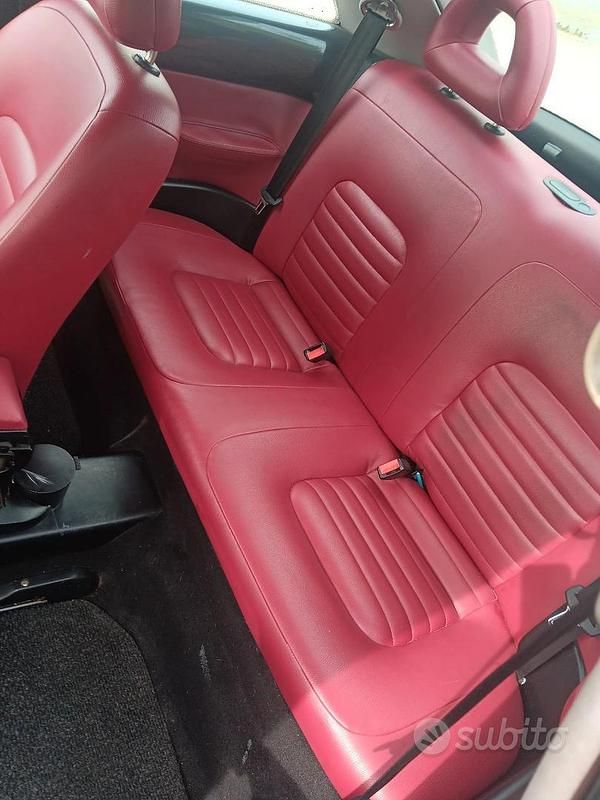 Usata VW New Beetle 2001 Grigio Utilitaria