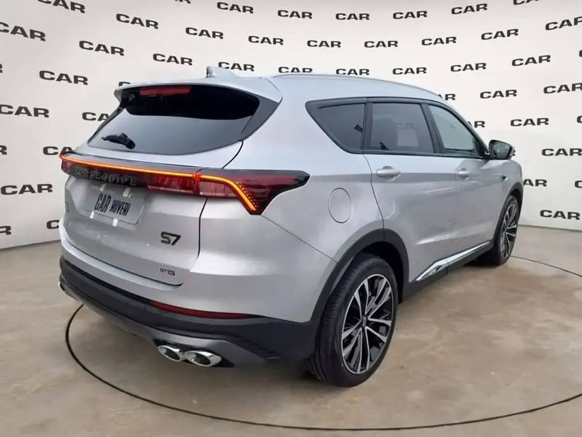 Nuova Sportequipe S7 156 CV (114 kW) 2026 Argento SUV