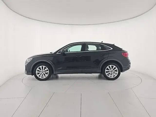 Usata Audi Q3 Sportback Business Plus 150 CV (110 kW) 2023 Nero SUV