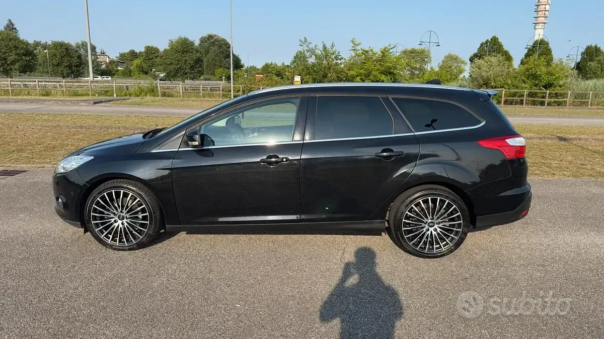 Usata Ford Focus Titanium 163 CV (119 kW) 2012 Nero Station wagon