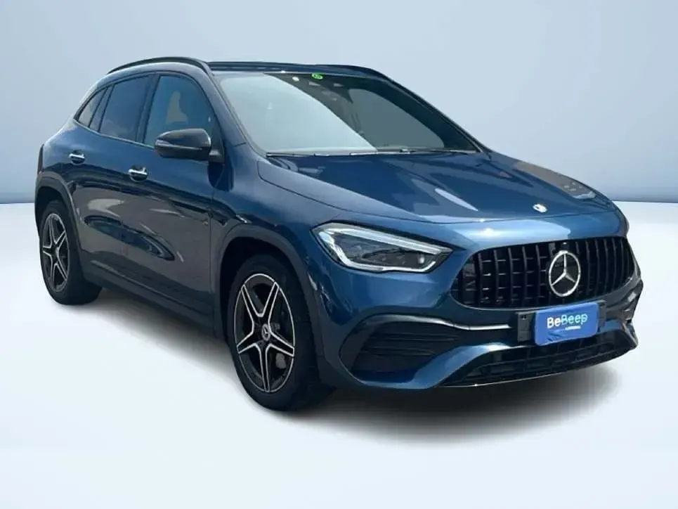 Usata Mercedes GLA200 Premium 150 CV (110 kW) 2022 Blu SUV