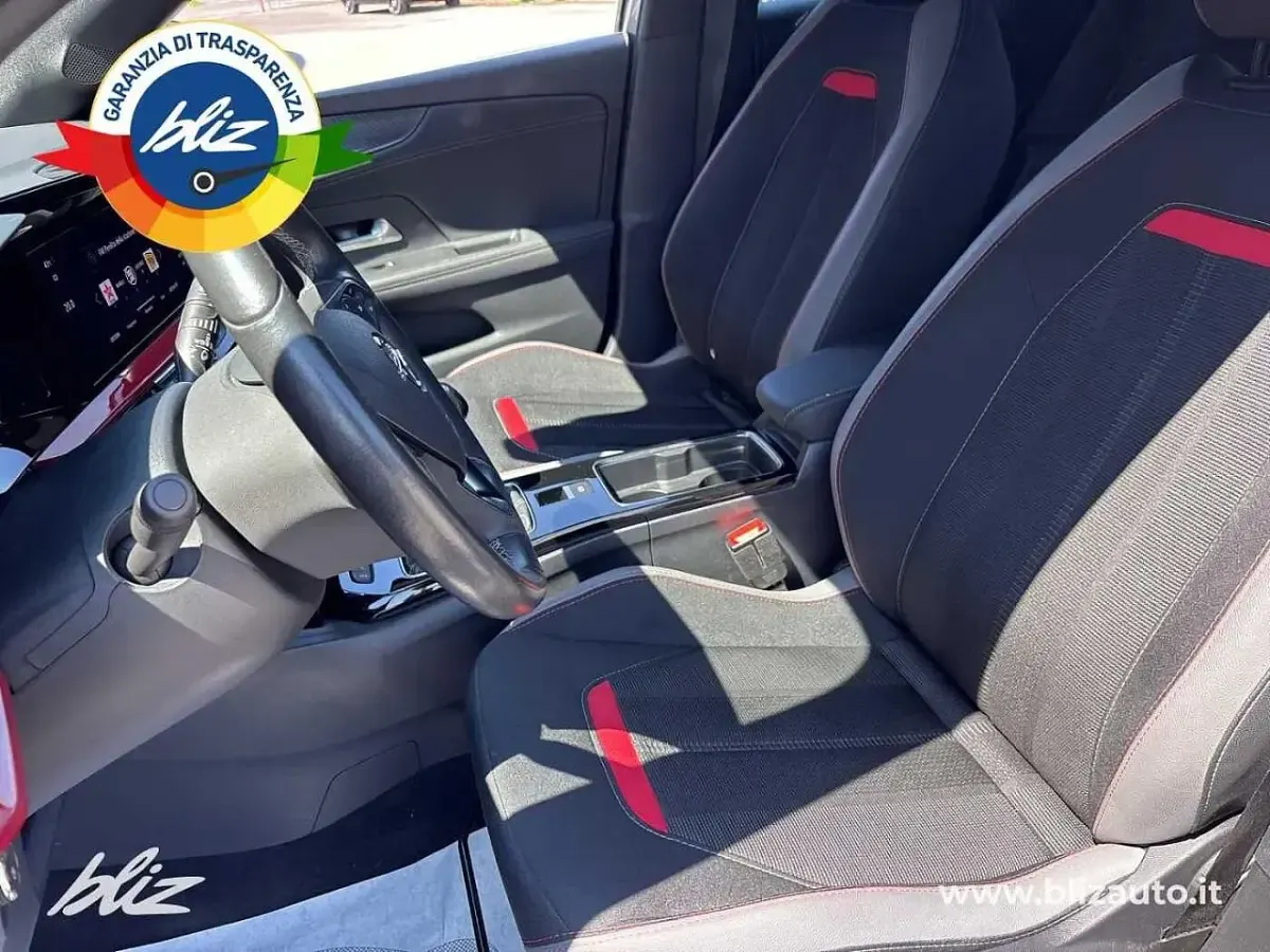 Usata Opel Mokka Elegance 110 CV (80 kW) 2023 Grigio SUV