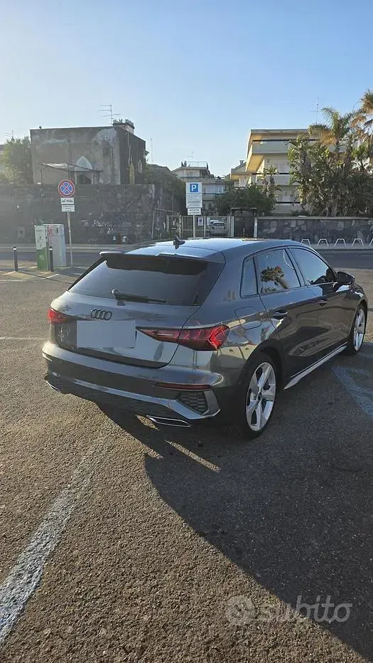 Occasion Audi A3 S-Line 116 ch (85 kW) 2022 Gris Berline
